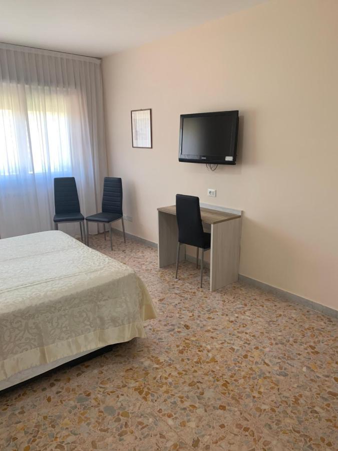 Domus Della Radio Bed & Breakfast - Rome — Foto 1